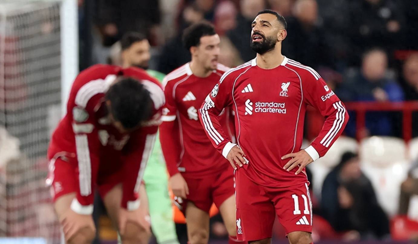 欧冠主场1-4惨败，利物浦崩盘创耻辱纪录，斯洛特这次难度危机