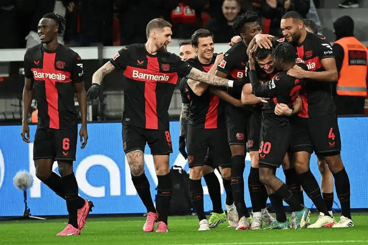 周三004欧冠生死局：那不勒斯VS切尔西 孔蒂残阵保欧战VS新帅蓝军冲直通